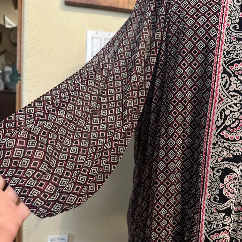 Plus Size 3X Apt.9 long cut out sleeves top - Picture 6 of 7